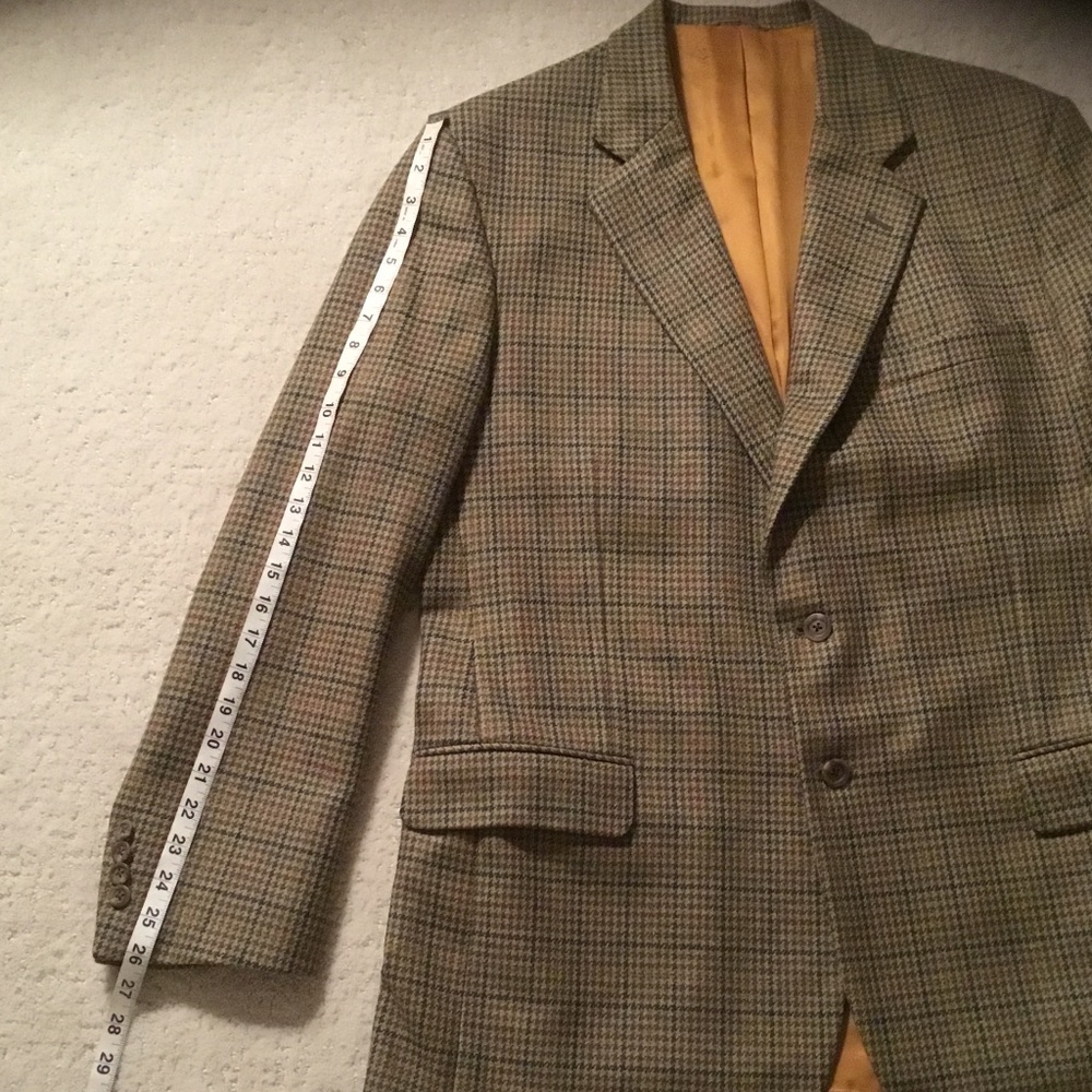 Bespoke Holland and Sherry, Savile Row, Houndstooth Wool Sport Coat - Picture 10 of 16